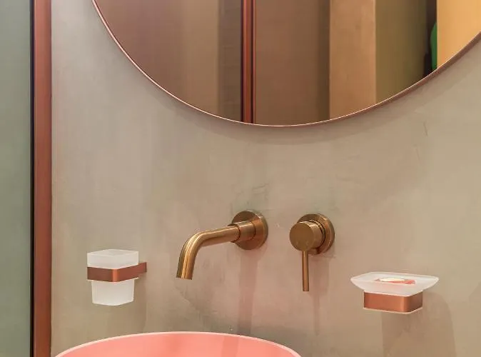Pink & Wood Cocoon *