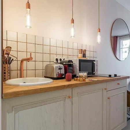 Apartment Pink & Wood Cocoon
